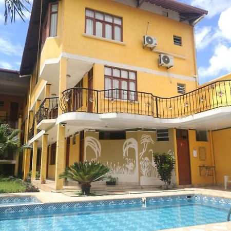Dorado Hotel Cobija Buitenkant foto
